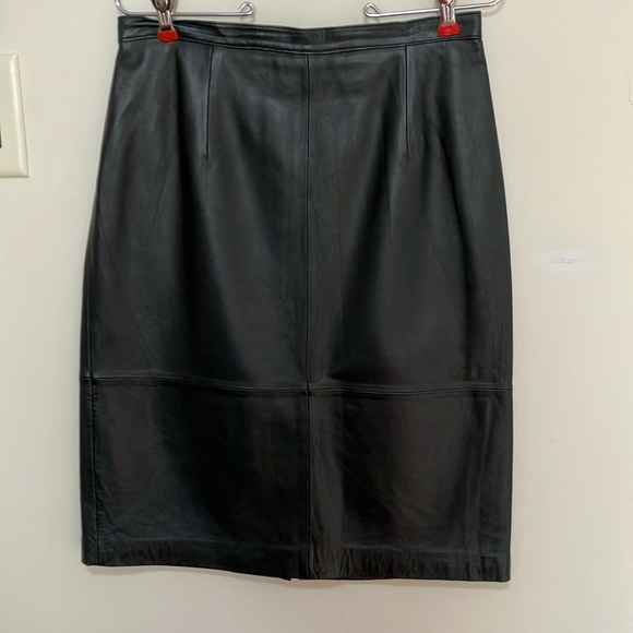 Jaclyn Smith Dresses & Skirts - Jaclyn Smith Vintage Leather Skirt